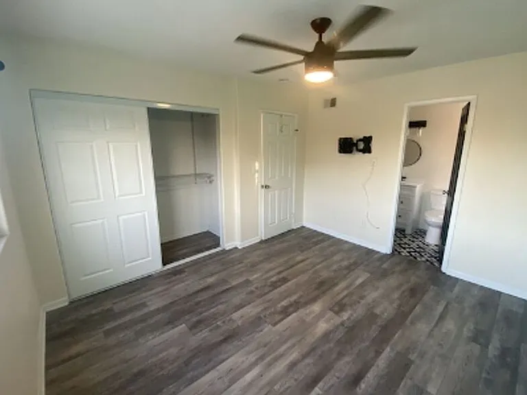 1810 Thelborn Way — Photo 7