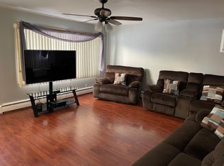 96 Marion St, Carteret, NJ 07008