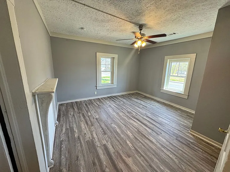 74 Martin Luther King Jr Dr — Photo 3