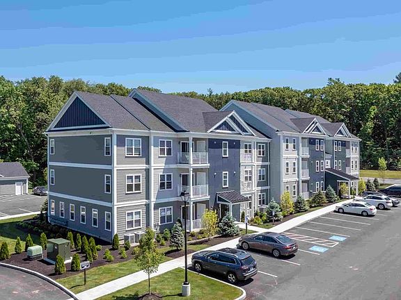 3rd image of 2 Rindle Rd #6