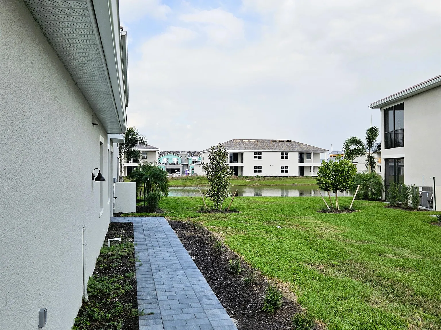 5739 Oakmont Ct #8412 - The National - Ganim — Photo 3