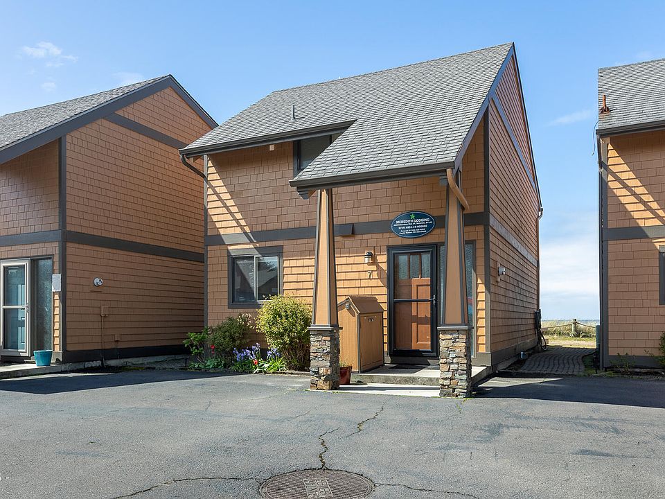 1st image of 48060 Breakers Blvd #7