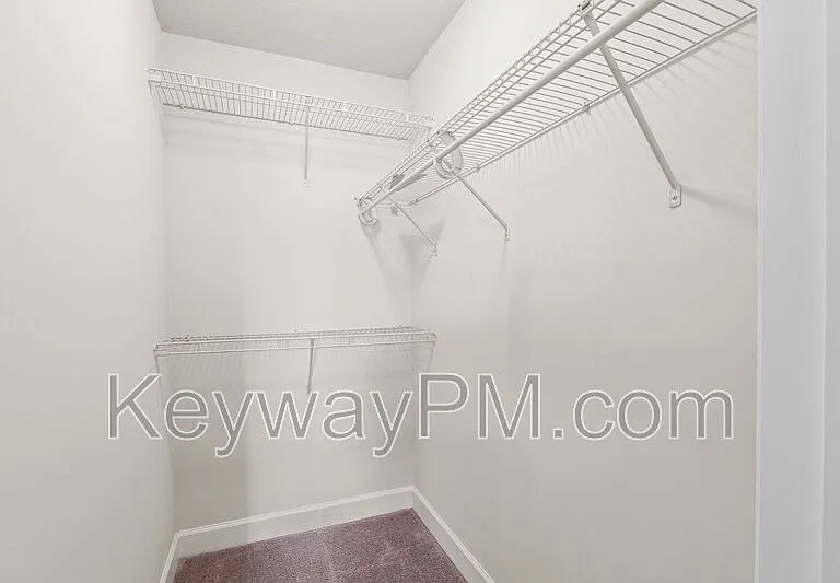 801 Trailside Ct — Photo 11