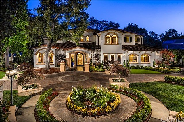 1st image of 930 Singing Wood Dr