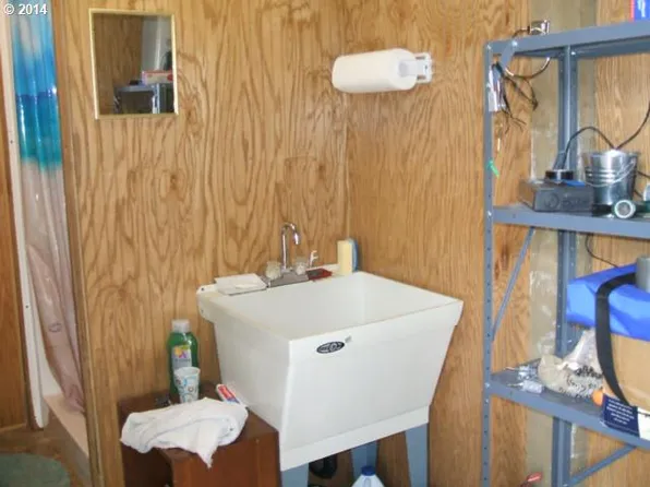 87901 Highway 101, Florence, OR 97439
