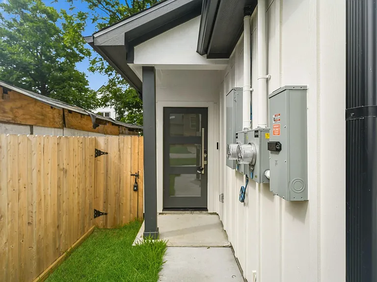 4314 Stassen St #A — Photo 2