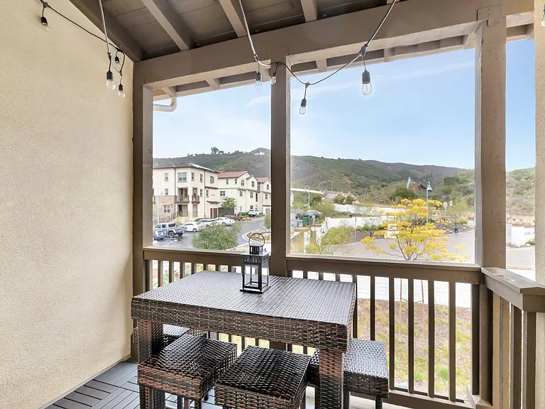 893 Blackstone Dr — Photo 18