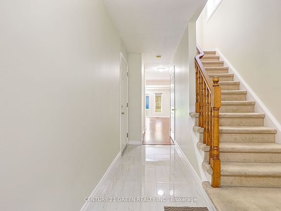 4th image of 469 Activa Ave