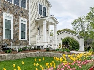 6 Clifford St, Wellesley, MA 02482