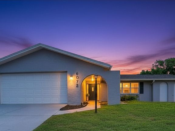 3rd image of 6072 Airmont Dr