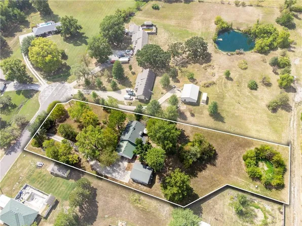 32308 E Rustic Cir, Grain Valley, MO 64029