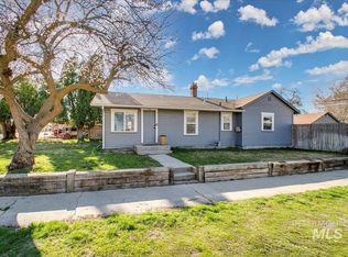 220 N 14th Ave, Caldwell, ID 83605