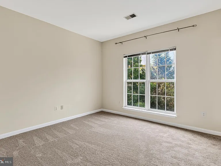 11314 Westbrook Mill Ln #302 — Photo 39