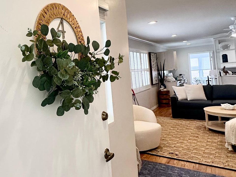 1st image of 5267 E Ocean Blvd APT 4