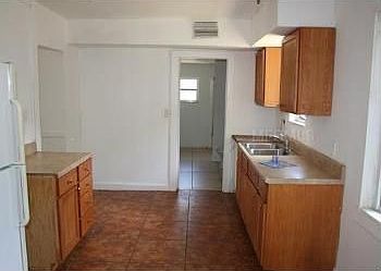 4th image of 4025 26th St N
