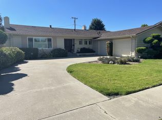 46 Paraiso Ct, Salinas, CA 93901