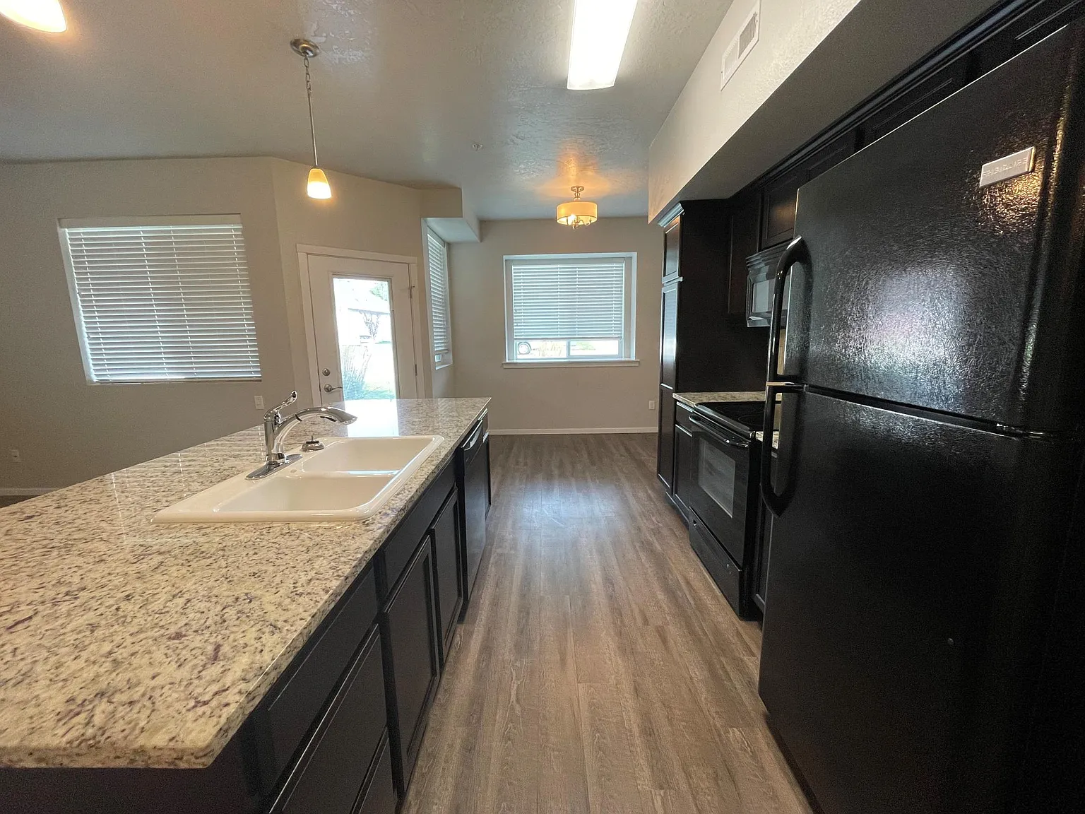 Tree Valley Village Apartments — Photo 3