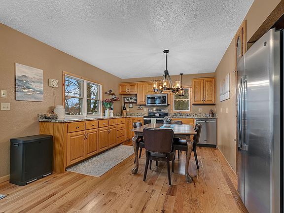 4th image of 10960 W Lake Rd