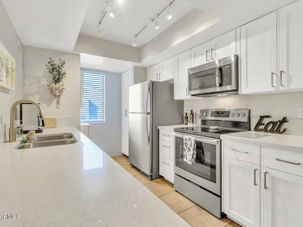 7950 E STARLIGHT Way #220, Scottsdale, AZ 85250