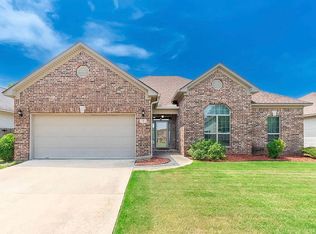 2 Westfield Loop, Little Rock, AR 72210