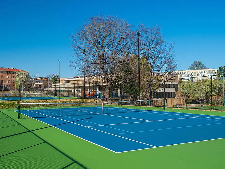 Nearby tennis courts