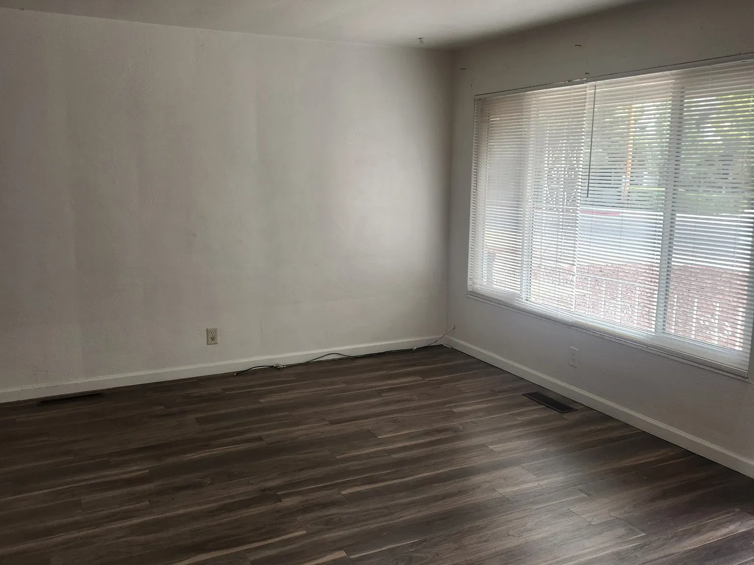 2 bed, 918 sqft, $1,695 — Photo 3