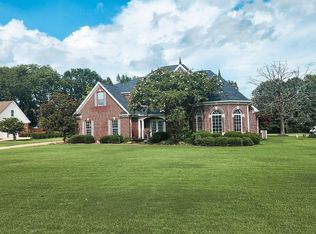 154 Garden Park Dr, Saltillo, MS 38866