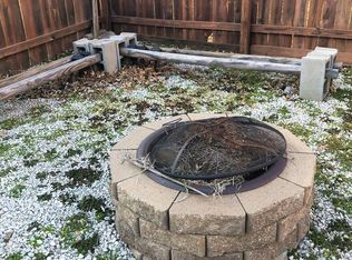 536 Buttinger St APT B, Leavenworth, KS 66048
