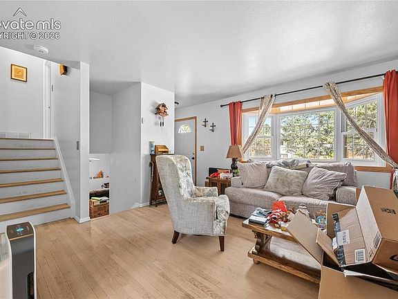 2nd image of 4255 Hedge Ln