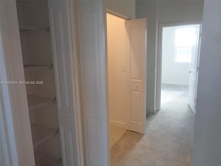 2514 SE 29th St #2514 — Photo 6