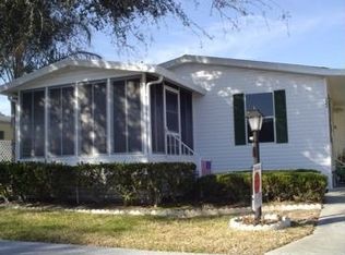 220 Choo Choo Ln, Valrico, FL 33594
