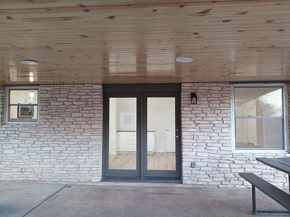 2nd image of 514 Sara Dr