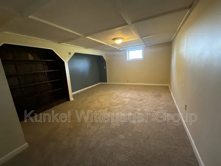 1006 Scott Troy Rd — Photo 18