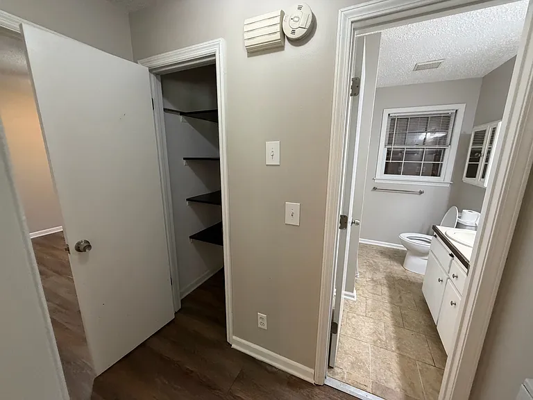 195 N Etowah Dr #2 — Photo 11