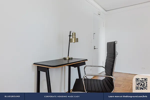 Rented by The Blueground | media 5