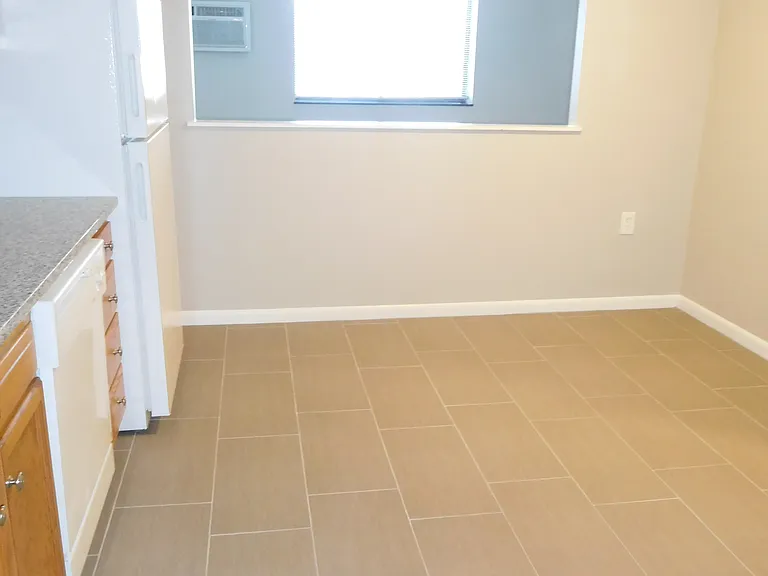 12 Cottage Ct — Photo 23