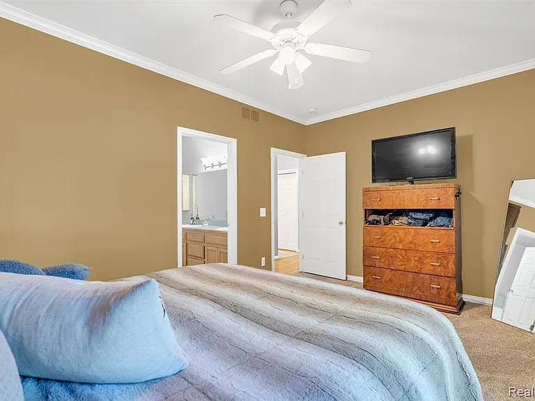42682 Park Crescent Dr — Photo 21