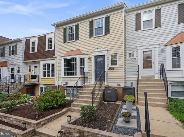 1486 Chatham Ct, Crofton, MD 21114