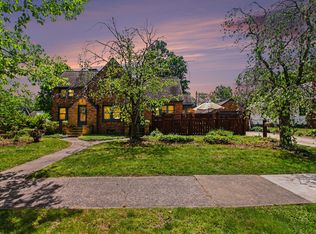 334 Van Buren St, South Haven, MI 49090