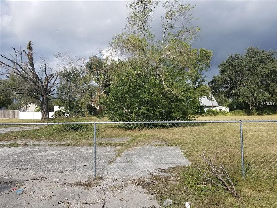2nd image of 111 4th St