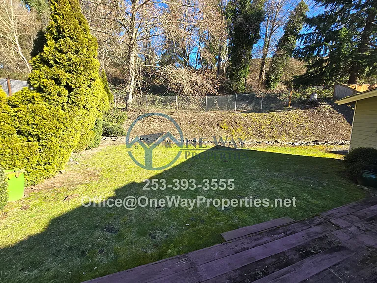 2855 Chambers Bay Dr — Photo 12