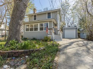 904 S Carle Ave, Urbana, IL