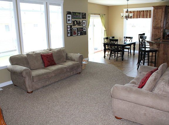 2nd image of 1816 Brookview Dr