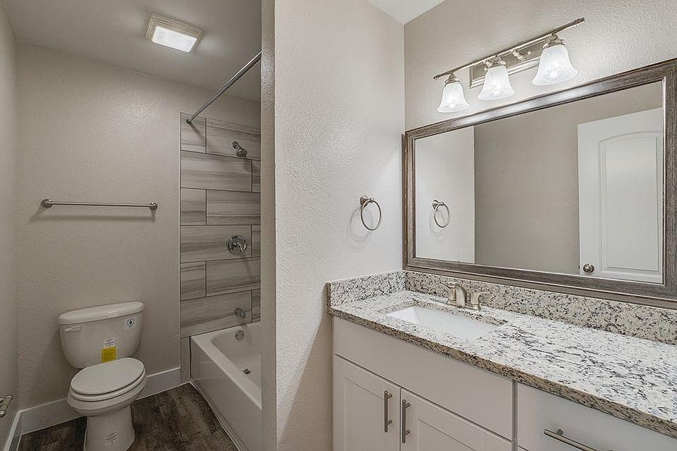 1st image of 1600 E Sanford St #400