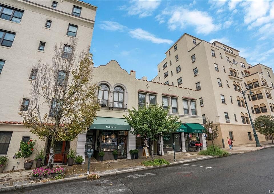 1st image of 170 Myrtle Blvd APT C