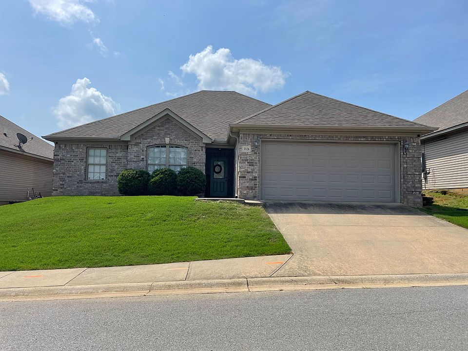 1st image of 3326 Moss Creek Dr