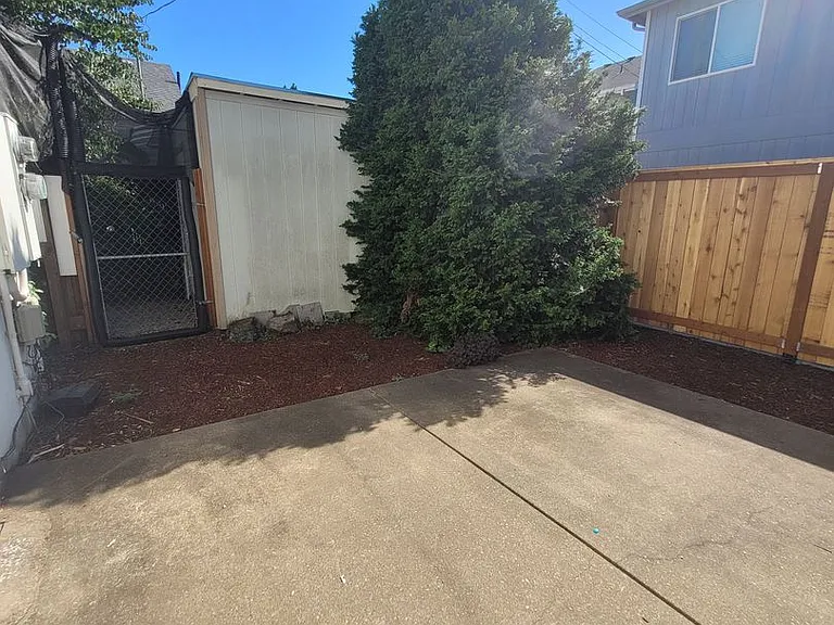 1512 Lincoln St — Photo 20