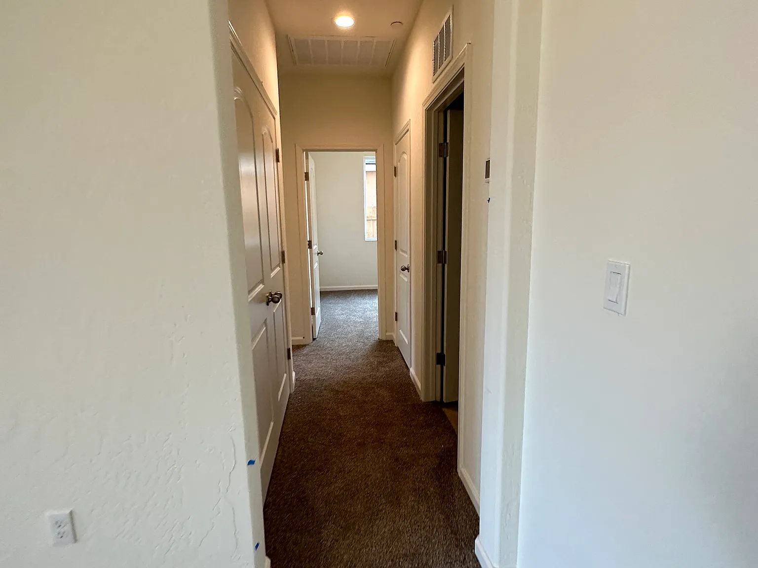 W Poppy Springs Ln, Hanford — Photo 4