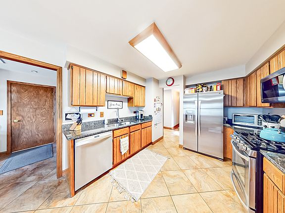 5th image of 1105 Juniper Pkwy