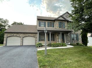 476 Nursery Dr N, Mechanicsburg, PA 17055